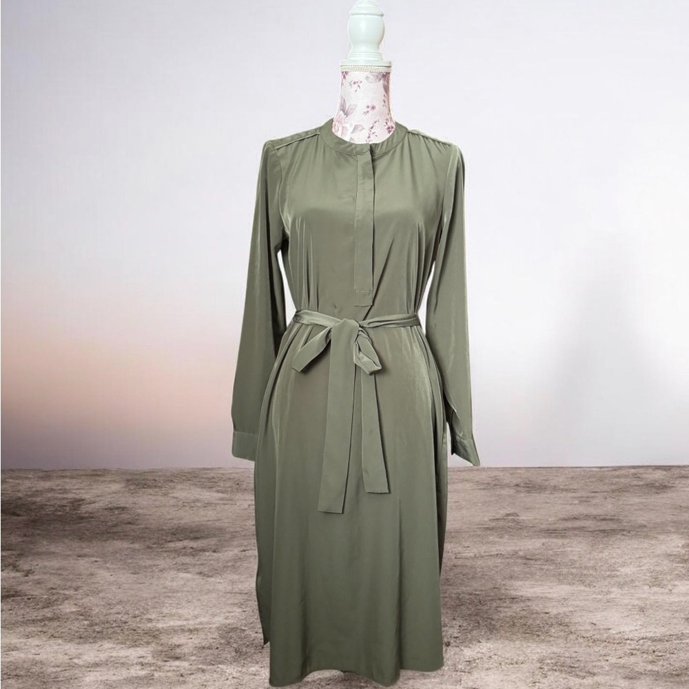 Banana Republic Elegant Olive Green Belted Dress